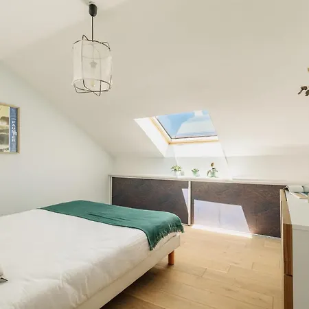 Little Bibi Terrace - Cote Des Basques And Private Garage Lägenhet *